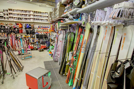 Sporting Goods Store «Saint Bernard Outlet», reviews and photos, 8060 Park Lane North B130, Dallas, TX 75231, USA