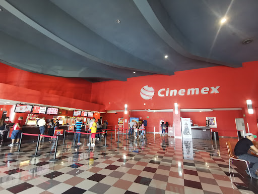 Cinemex Contry