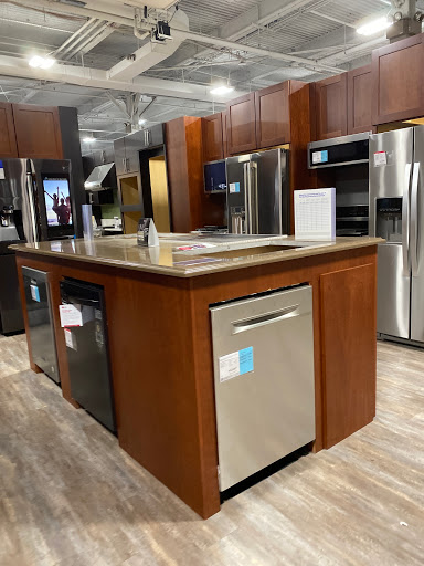 Electronics Store «Best Buy», reviews and photos, 1 Garden State Plaza Blvd, Paramus, NJ 07652, USA