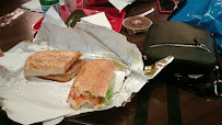 Sandwich au poulet du Sandwicherie Earl of Sandwich à Paris - n°13