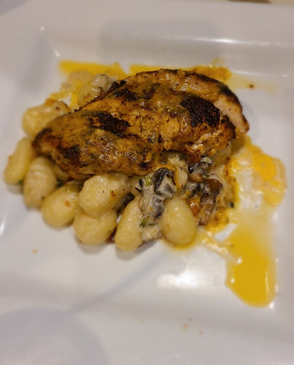 Winery «French Market Bistro», reviews and photos, 16645 Highland Rd, Baton Rouge, LA 70810, USA