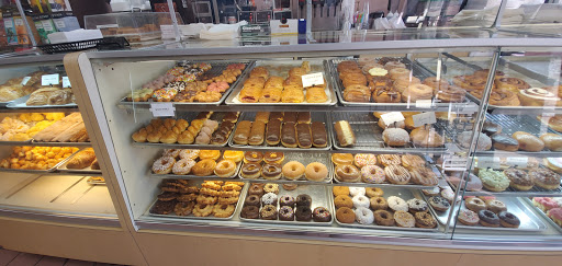 Donut Shop «Luvn Donuts», reviews and photos, 1421 W MacArthur Blvd # D, Santa Ana, CA 92704, USA