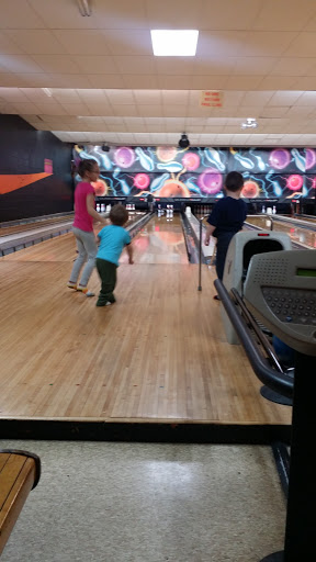 Bowling Alley «Pleasant Bowling Center Inc», reviews and photos, 6565 PA-819, Mt Pleasant, PA 15666, USA