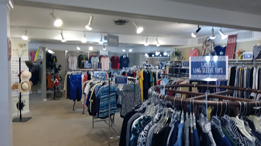 Thrift Store «Re-Uzit Shop of New Holland», reviews and photos, 707 W Main St, New Holland, PA 17557, USA