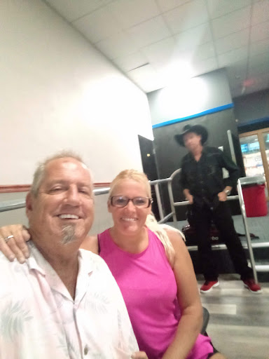 Bowling Alley «Pin Street At Fort Myers», reviews and photos, 4140 Fowler St, Fort Myers, FL 33901, USA