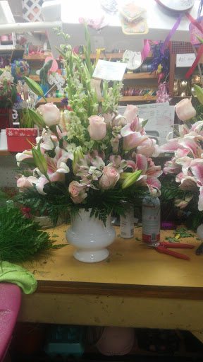 Florist «Buds N Bows», reviews and photos, 3424 Camp Robinson Rd, North Little Rock, AR 72118, USA