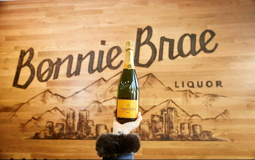 Liquor Store «Bonnie Brae Wine & Liquor Mart», reviews and photos, 785 S University Blvd, Denver, CO 80209, USA