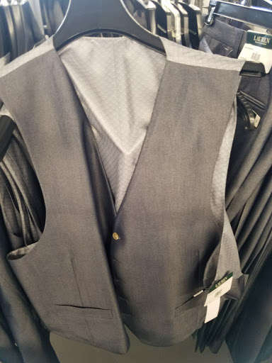 Clothing Store «K&G Fashion Superstore», reviews and photos, 5802 E Virginia Beach Blvd #108, Norfolk, VA 23502, USA