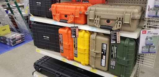 Hardware Store «Harbor Freight Tools», reviews and photos, 1460 Main St, Hamilton, OH 45013, USA