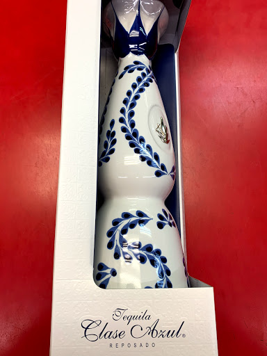 Market «Liquor Wine Store Super Y Market», reviews and photos, 7130 Middlebelt Rd, Romulus, MI 48174, USA