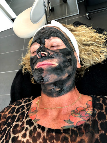 By|Laila - Skønhedssalon