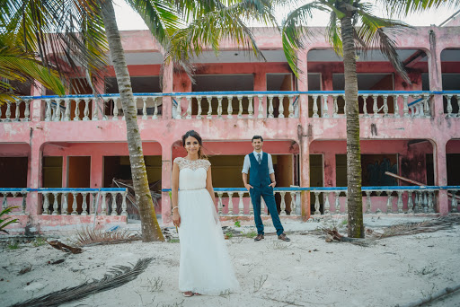 Dan Cordero Cancun Wedding Photographer