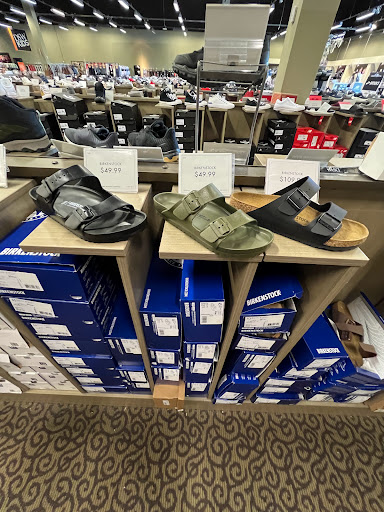 Shoe Store «DSW Designer Shoe Warehouse», reviews and photos, 6722 Charlotte Pike, Nashville, TN 37209, USA