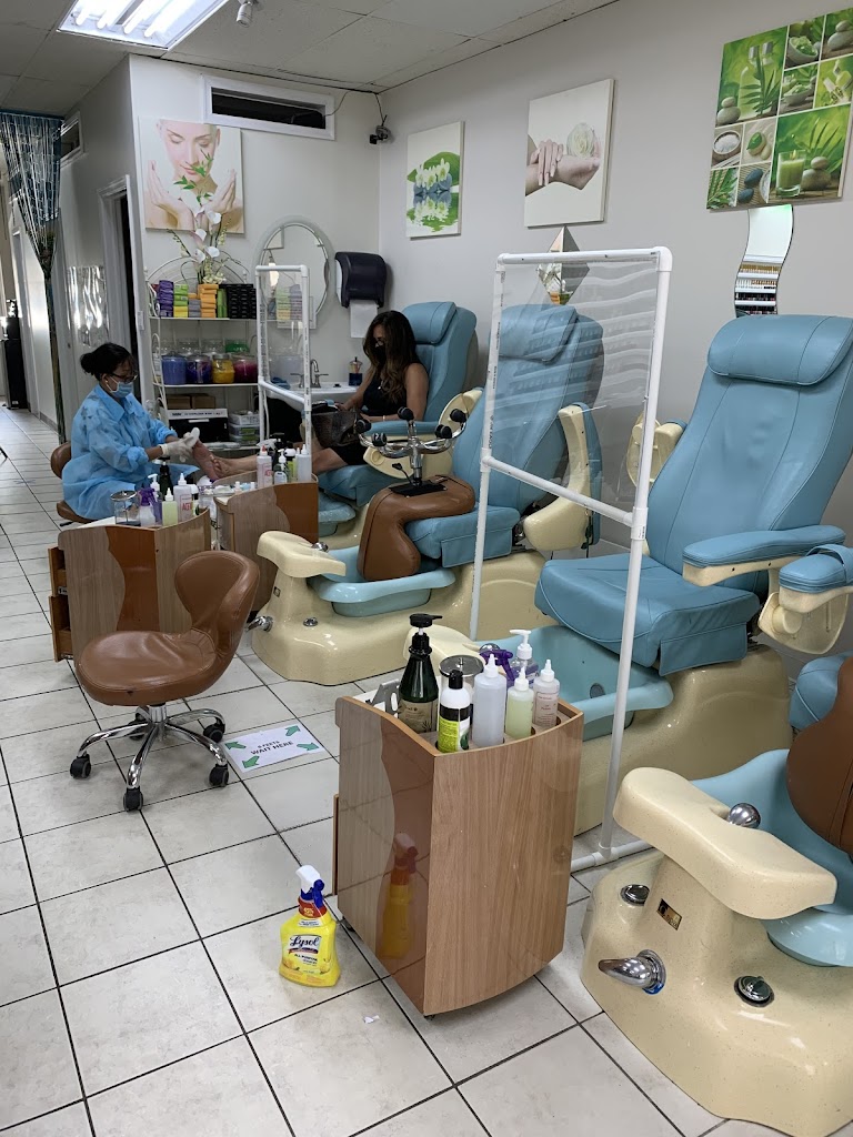 Nail Spa 10970