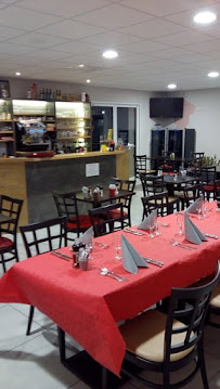 Atmosphère du Restaurant AUBERGE DE POUDREY à Étalans - n°3