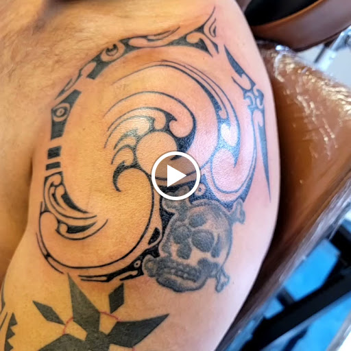 Body Piercing Shop «Black Ink Tattoo & Body Piercing», reviews and photos, 540 E Terra Cotta Ave, Crystal Lake, IL 60012, USA