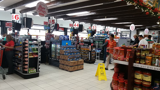 Supermercados grandes en Managua