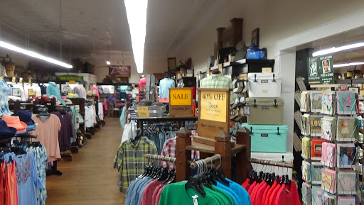 General Store «Mast General Store Hendersonville», reviews and photos, 527 N Main St, Hendersonville, NC 28792, USA