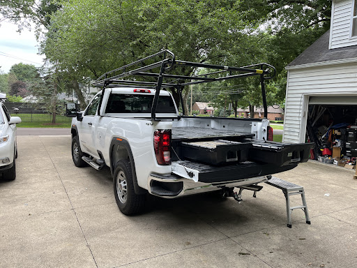 Truck Accessories Store «Car Gear», reviews and photos, 110 N Main St, Akron, OH 44308, USA