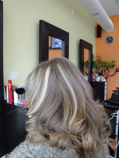 Beauty Salon «Bionic Hair Salon», reviews and photos, 5501 N Broadway St, Chicago, IL 60640, USA