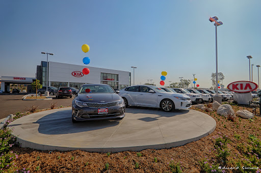 Kia Dealer «Valley Kia of Fontana», reviews and photos, 16272 S Highland Ave, Fontana, CA 92336, USA