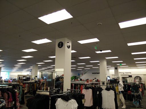 Department Store «Nordstrom Rack Wayne Town Center», reviews and photos, 141 NJ-23, Wayne, NJ 07470, USA