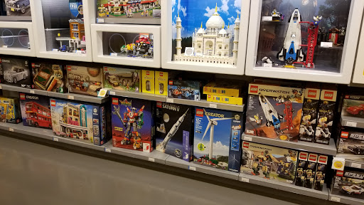 Toy Store «The LEGO Store», reviews and photos, 630 Old Country Road, Garden City, NY 11530, USA