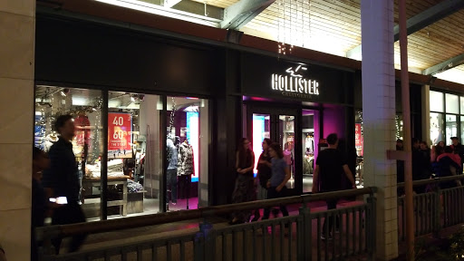 Clothing Store «Hollister Co.», reviews and photos, 8888 SW 136th St #550, Miami, FL 33176, USA