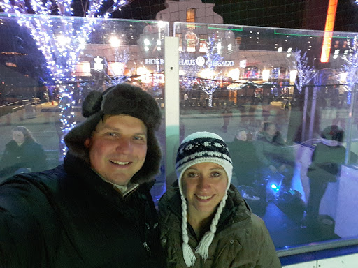 Tourist Attraction «Frozemont Ice Skating», reviews and photos, 5501 Park Pl, Rosemont, IL 60018, USA