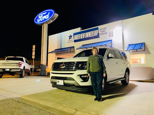 Ford Dealer «Kinsel Ford Pleasanton», reviews and photos, 121 S Main St, Pleasanton, TX 78064, USA