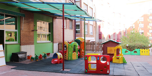 Trastes Centros De Educación Infantil Parquesol