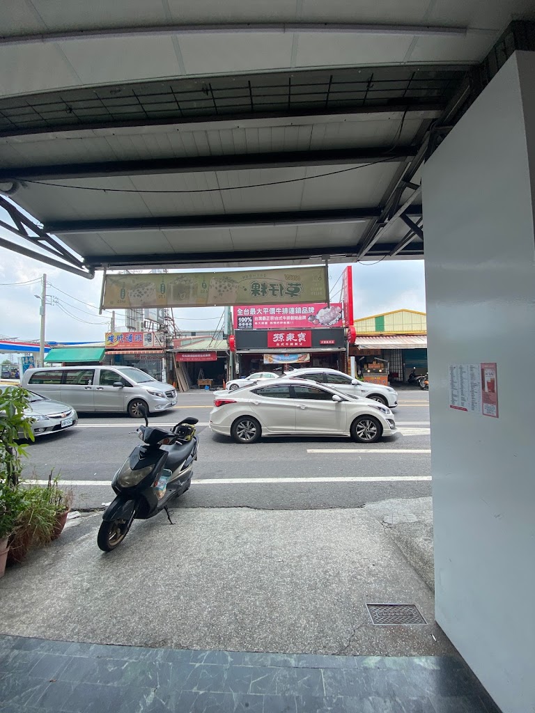 白巷子大寮鳳林店-大寮平價飲料|必喝飲料|特色茶飲|熱門飲料|推薦手搖|在地推薦飲料 的照片