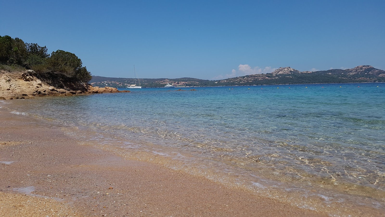 Foto von Corbezzoli Beach mit sehr sauber Sauberkeitsgrad