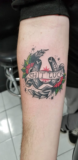 Tattoo Shop «Wildlife Tattoo», reviews and photos, 7149 Winnetka Ave, Winnetka, CA 91306, USA