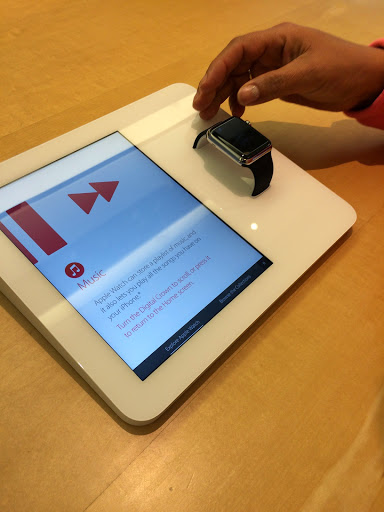 Computer Store «Apple Knox Street», reviews and photos, 3101 Knox St, Dallas, TX 75205, USA