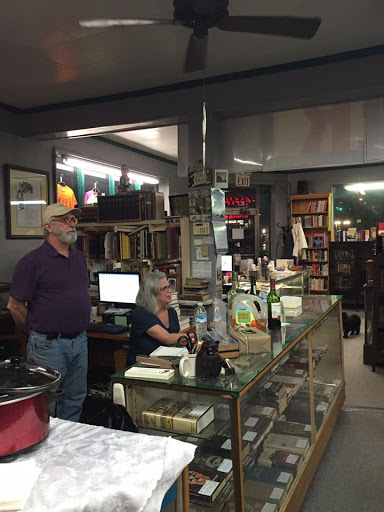 Used Book Store «Atlanta Vintage Books», reviews and photos, 3660 Clairmont Rd, Atlanta, GA 30341, USA
