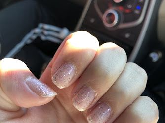 V Nails Spa