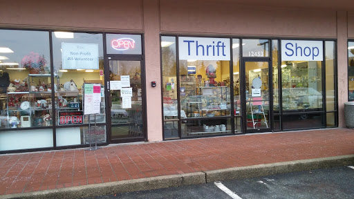 Thrift Store «ECA Thrift Shop», reviews and photos, 12451 116th Ave NE, Kirkland, WA 98034, USA