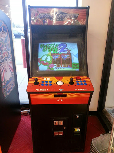 Music Store «Newbury Comics», reviews and photos, 859 Boston Providence Hwy, Norwood, MA 02062, USA