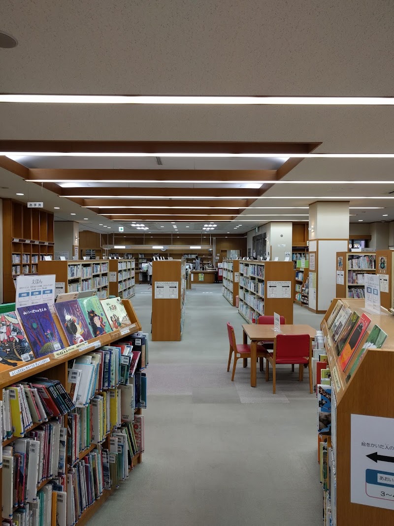 横浜市港南図書館