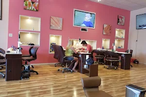 4U Nails & Spa image