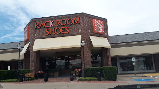 Shoe Store «Rack Room Shoes», reviews and photos, 400 Lincoln Square, Arlington, TX 76011, USA