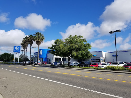 Car Dealer «Hanlees Chrysler Dodge Jeep Ram Kia», reviews and photos, 4318 Chiles Rd, Davis, CA 95618, USA