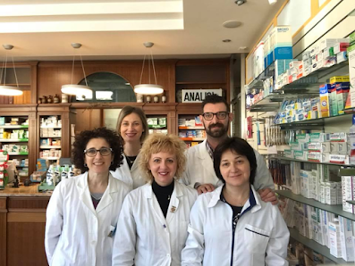Farmacia al Duomo Piazza Caduti della Julia, 27, 33053 Latisana UD, Italia