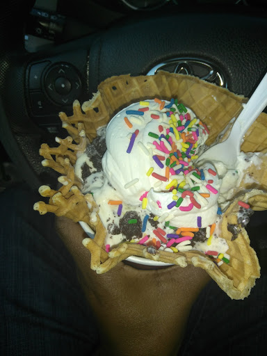 Ice Cream Shop «Cold Stone Creamery», reviews and photos, 4247 Atlantic Ave, Long Beach, CA 90807, USA