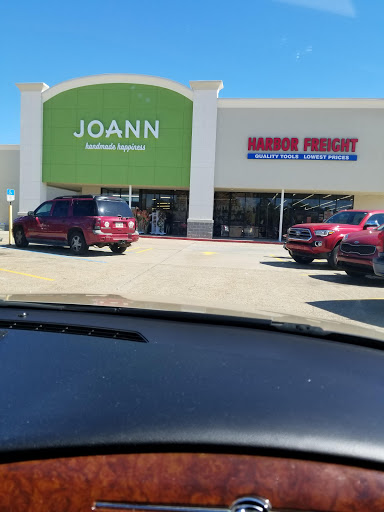 Hardware Store «Harbor Freight Tools», reviews and photos, 290 Eisenhower Dr, Biloxi, MS 39531, USA