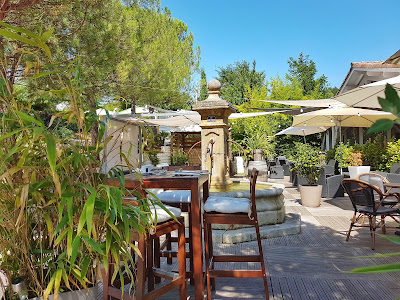 Le Grillou Restaurant à Rosières