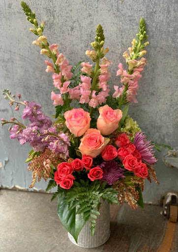 Florist «Petals & Vines», reviews and photos, 410 Main St E, Monmouth, OR 97361, USA