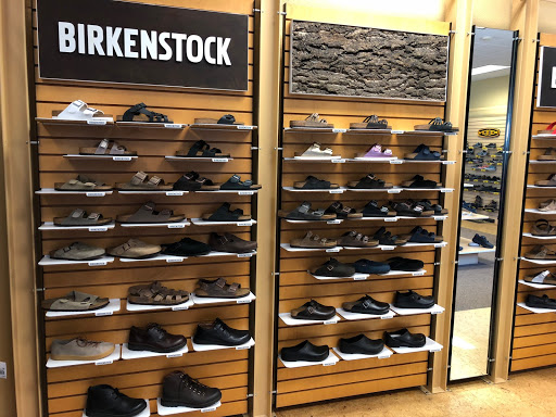 Shoe Store «Coastal Shoes», reviews and photos, 1317 NW U.S. 101, Lincoln City, OR 97367, USA