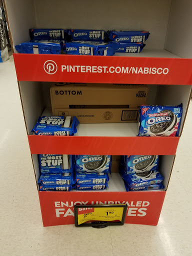 Grocery Store «Jewel-Osco», reviews and photos, 2540 US-30, Oswego, IL 60543, USA